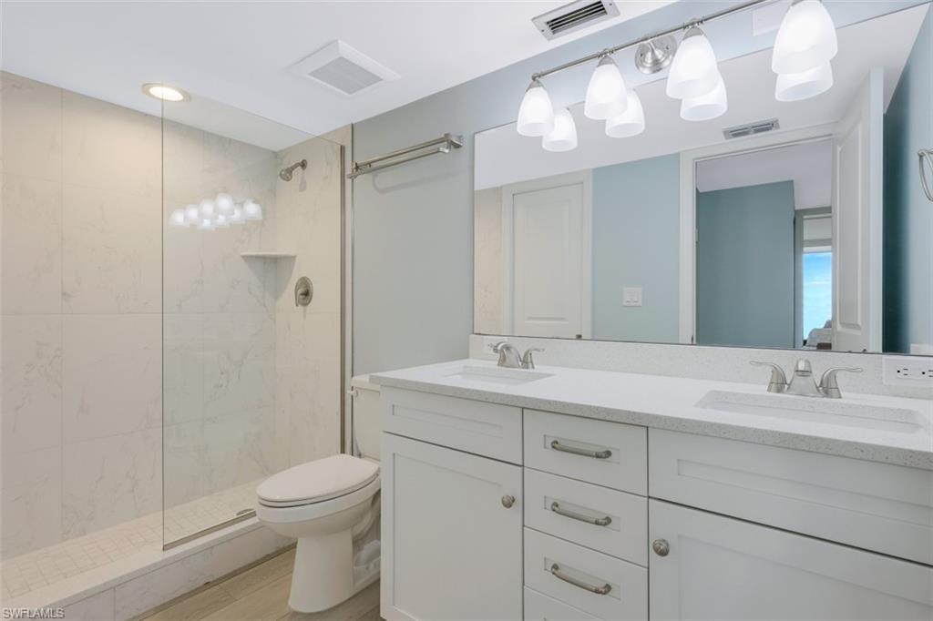 5 Bluebill AVE 210 photo 14