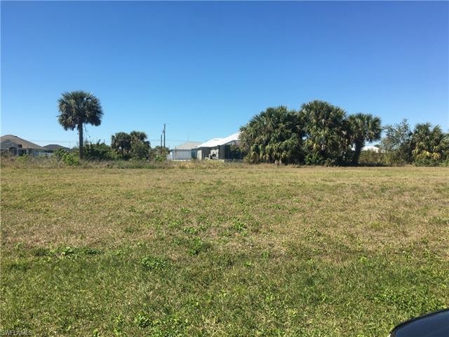 1816 NW 30th PL