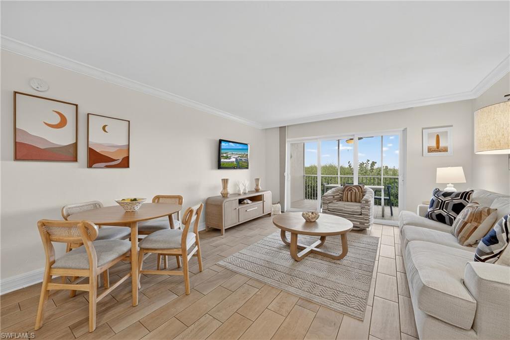 5132 Bayside Villas