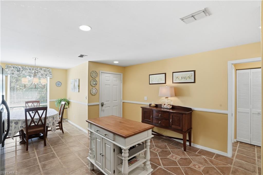 1120 Sarah Jean CIR B204 photo 13