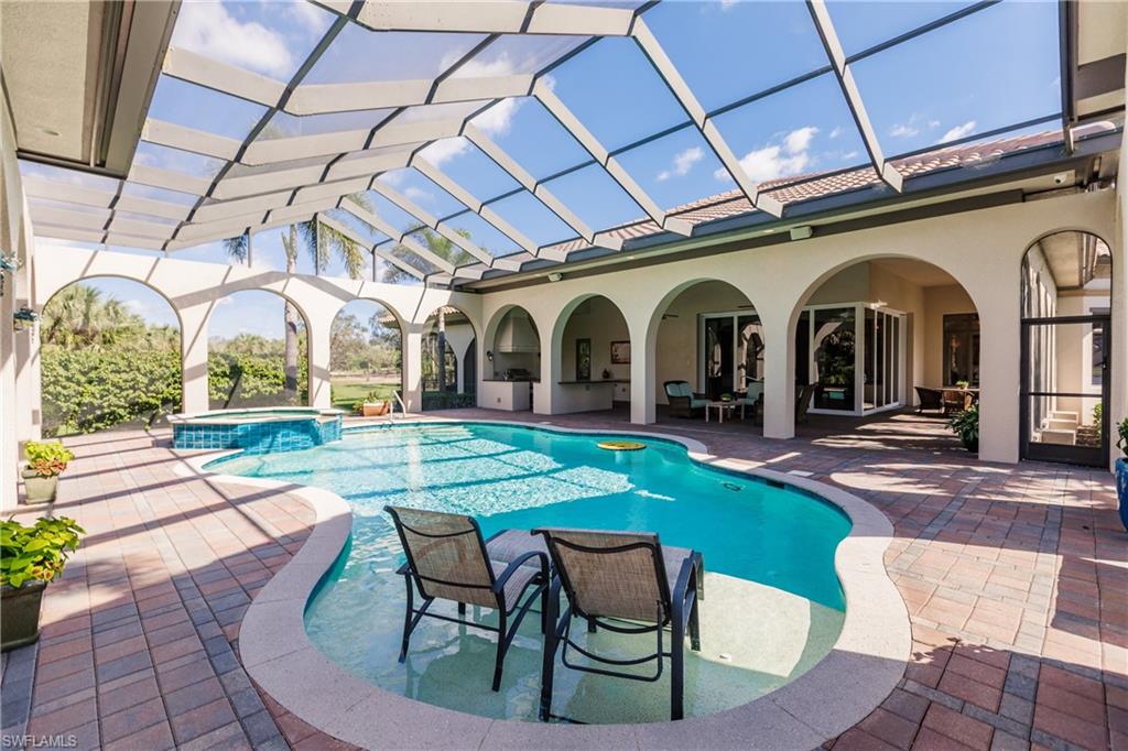 Breathtaking Lanai, Pool & Spa with Classic Colonnade Structure