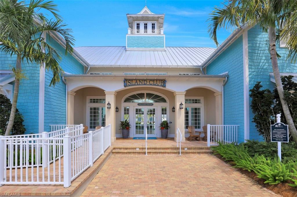 Island Club Entrance