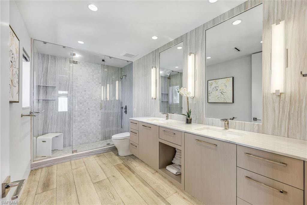295 5th AVE S photo 16