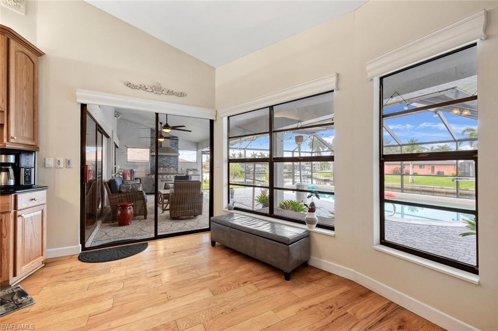 1404 SW 49th TER photo 42