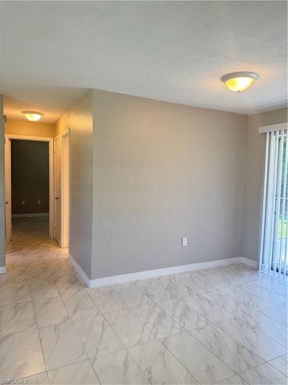 4976 Howard ST photo 10