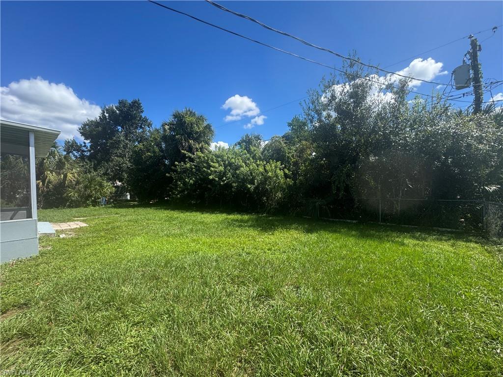 4976 Howard ST photo 19