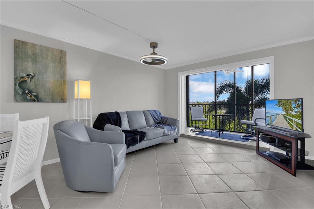 5220 Bonita Beach RD SW 204