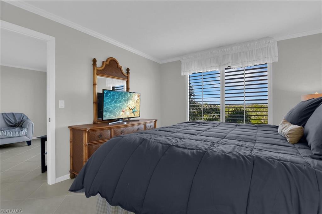 5220 Bonita Beach RD SW 204 photo 12
