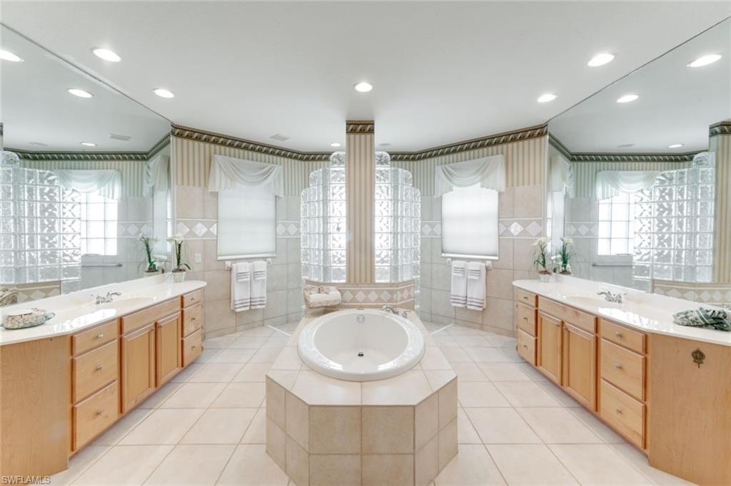 5609 Harbour CIR photo 22