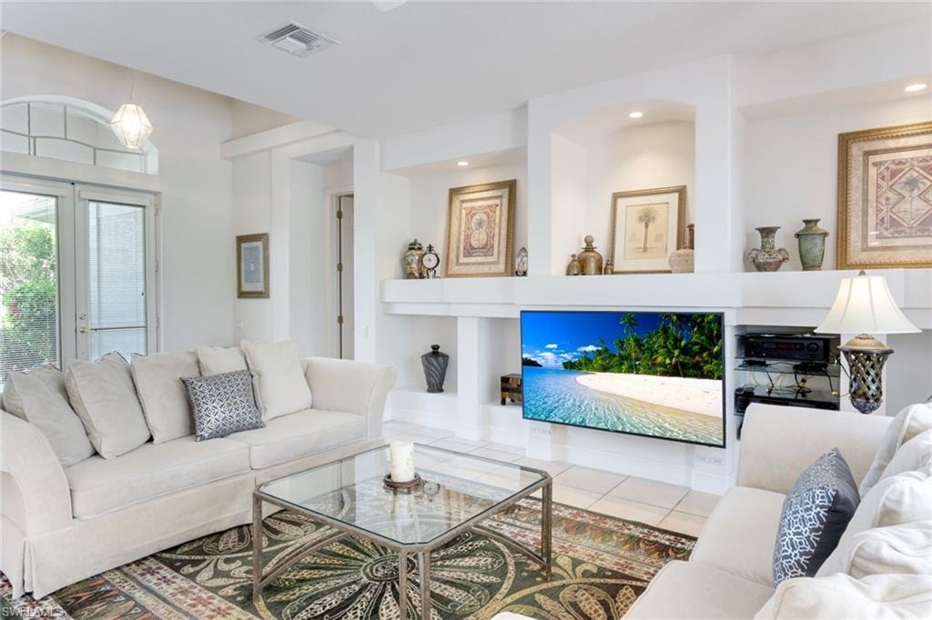 5609 Harbour CIR photo 8