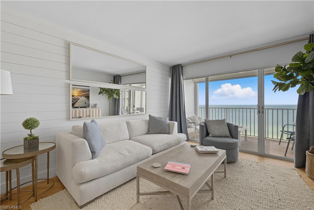 3443 Gulf Shore BLVD N 711