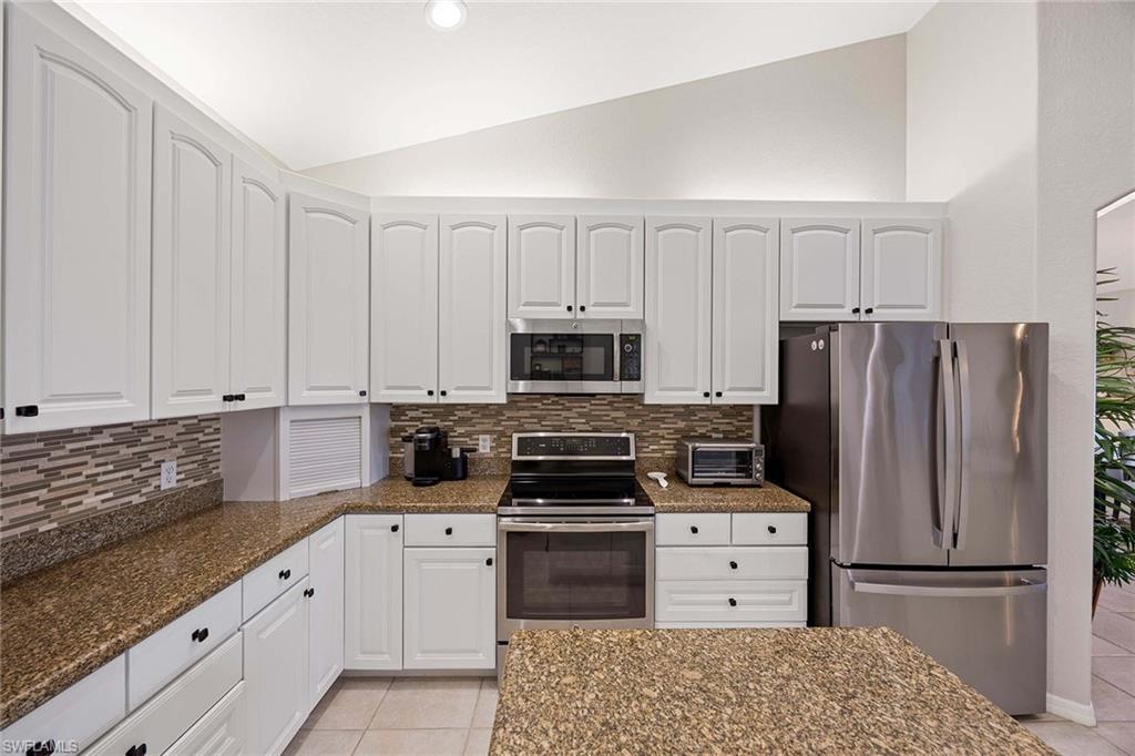 8482 Bent Creek WAY photo 17