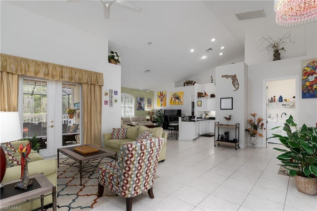28452 Del Lago WAY