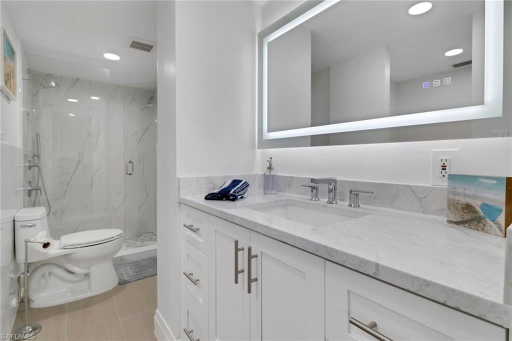 1 Bluebill AVE 410 photo 13
