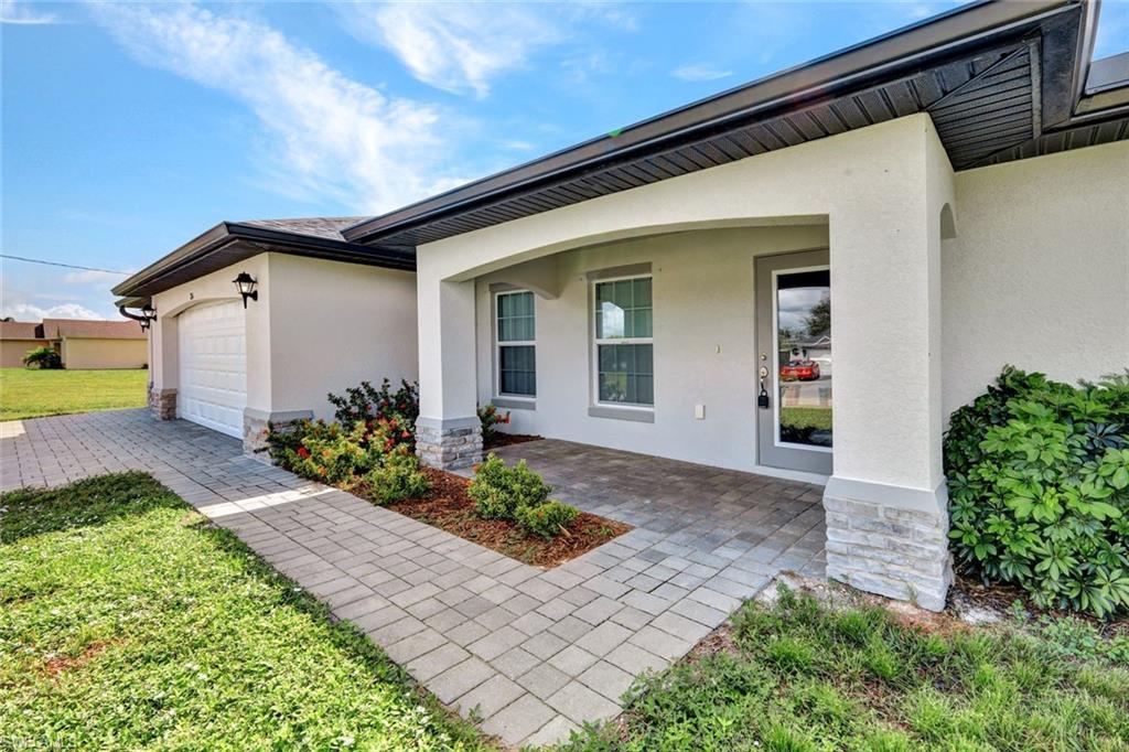216 NW 9th TER