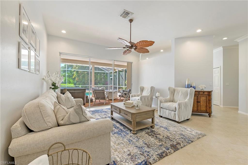 300 Wentworth CT