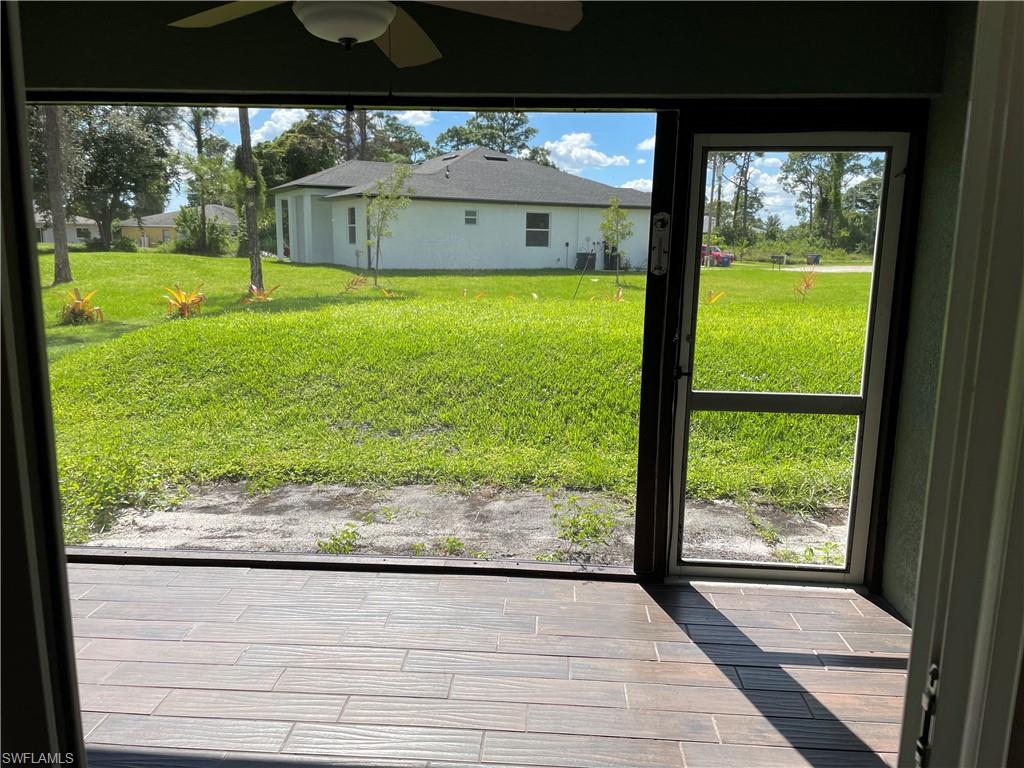 Screened in Lanai