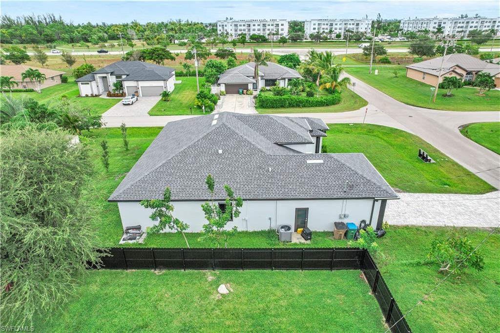 Aerial view of property and surrounding area