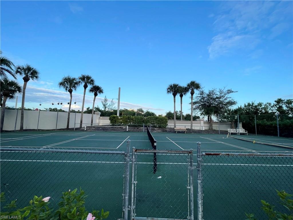 13105 Vanderbilt DR 802 photo 29