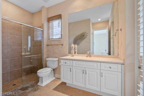1400 Jewel Box AVE photo 8