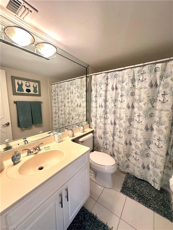 555 Park Shore DR B-311 photo 29