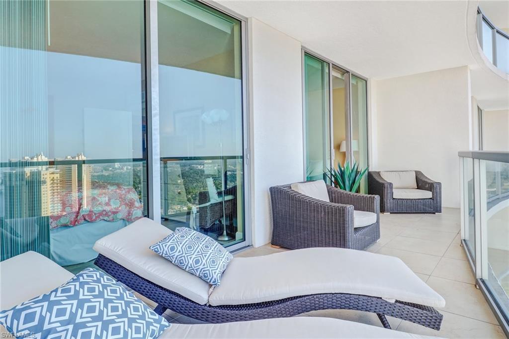3000 Oasis Grand BLVD 3006