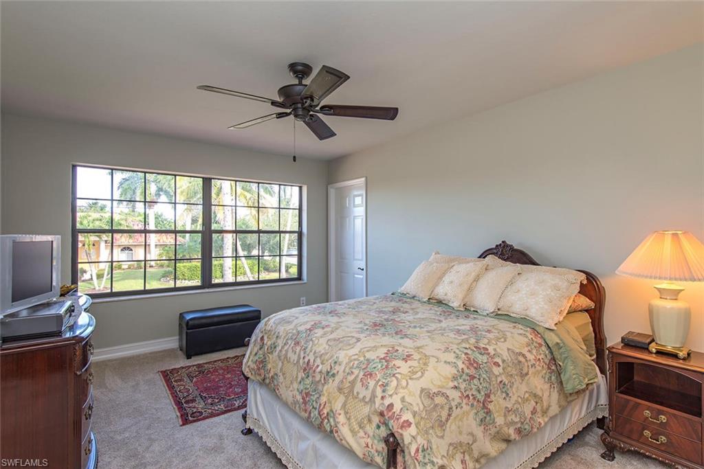 496 Flamingo AVE photo 10