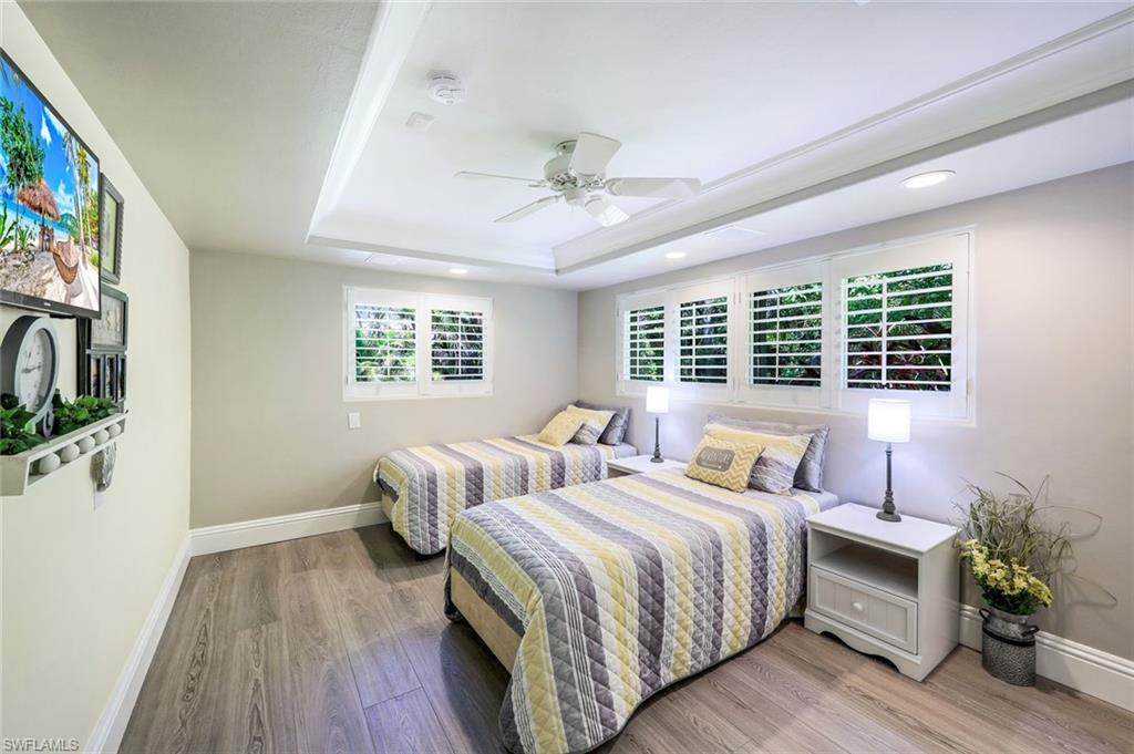Guest BR #1 w/Twin Beds