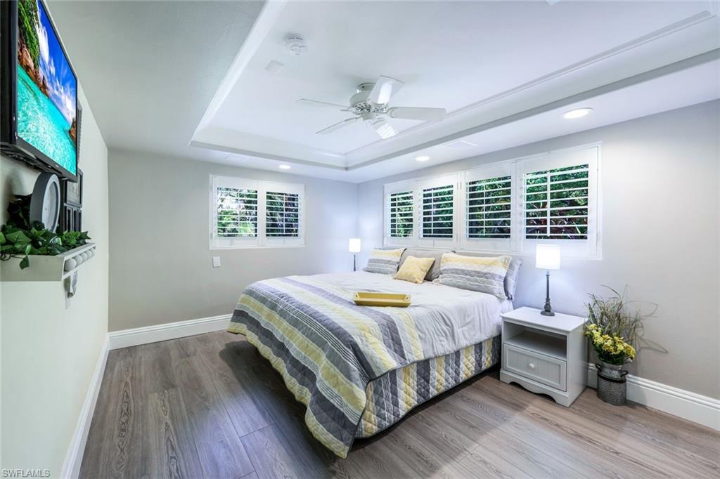 Guest BR #1 w/King Bed