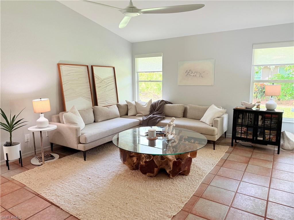 337 Emerald Bay CIR U1 photo 7