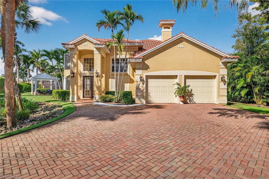 556 Eagle Creek DR photo 6