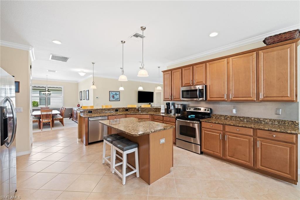 3837 Ruby WAY photo 10