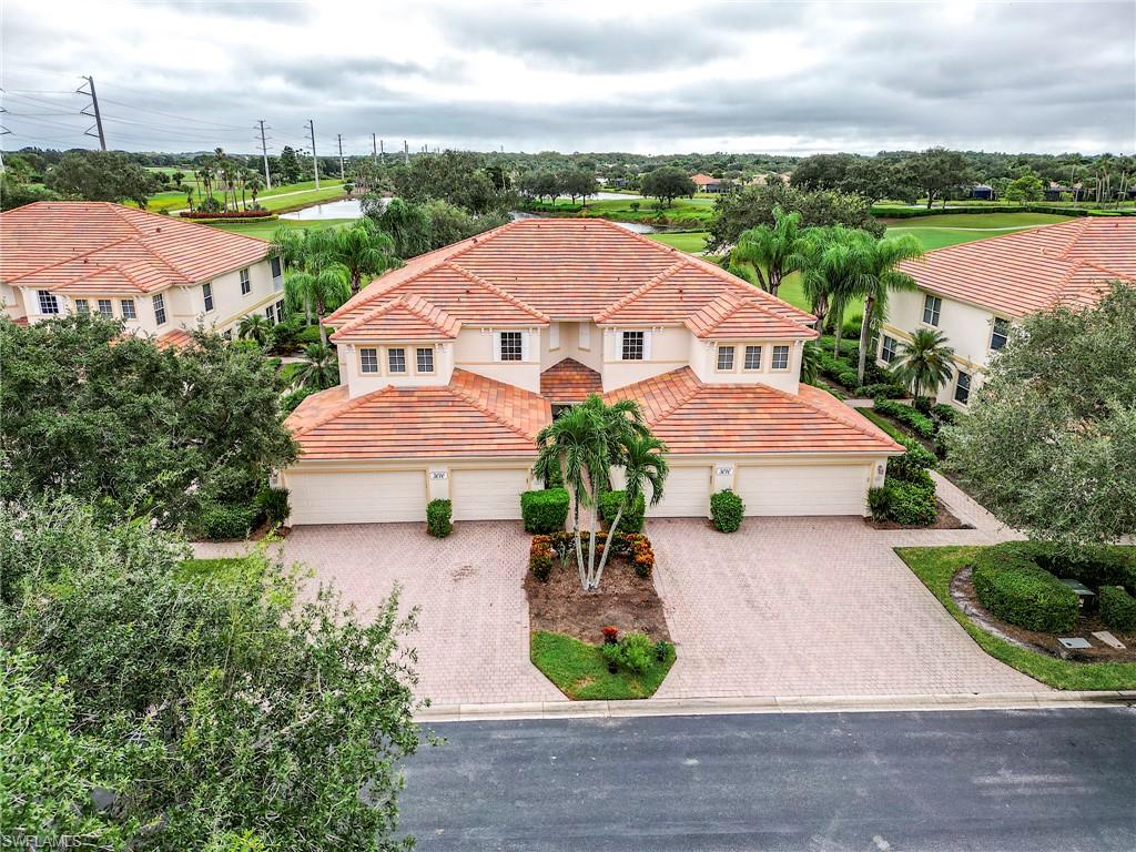 3010 Meandering WAY 102