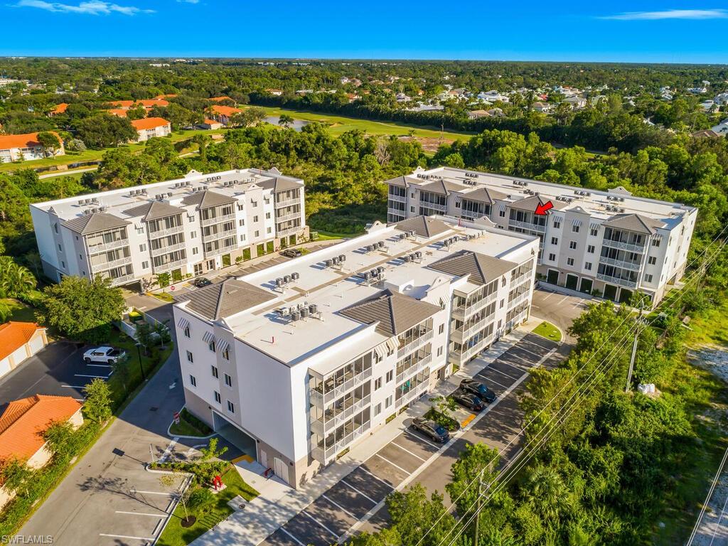 Botanika Community is comprised of a total of 75 modern-coastal units!