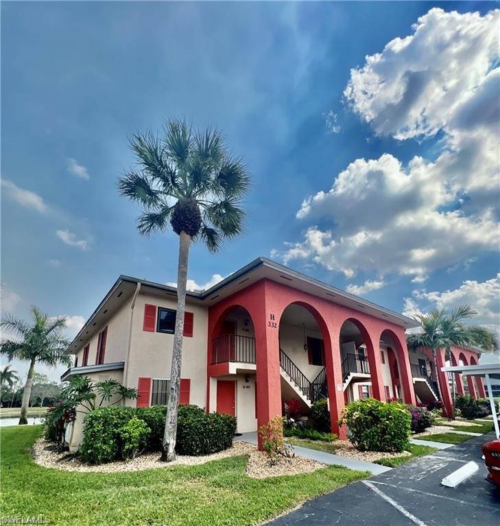 332 Charlemagne BLVD H103