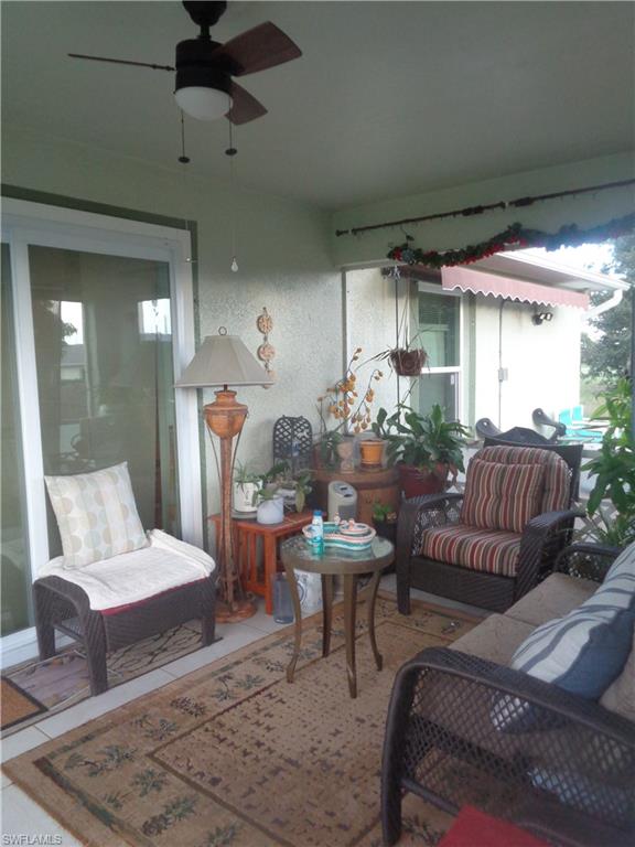 Back screened lanai featuring healthy amount of natural light