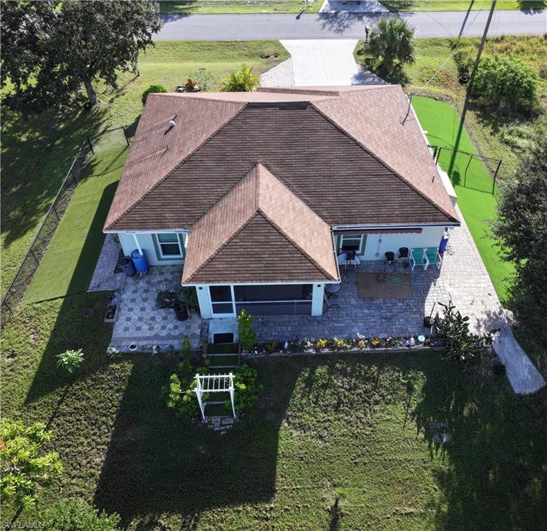 Aerial view of property and surrounding area