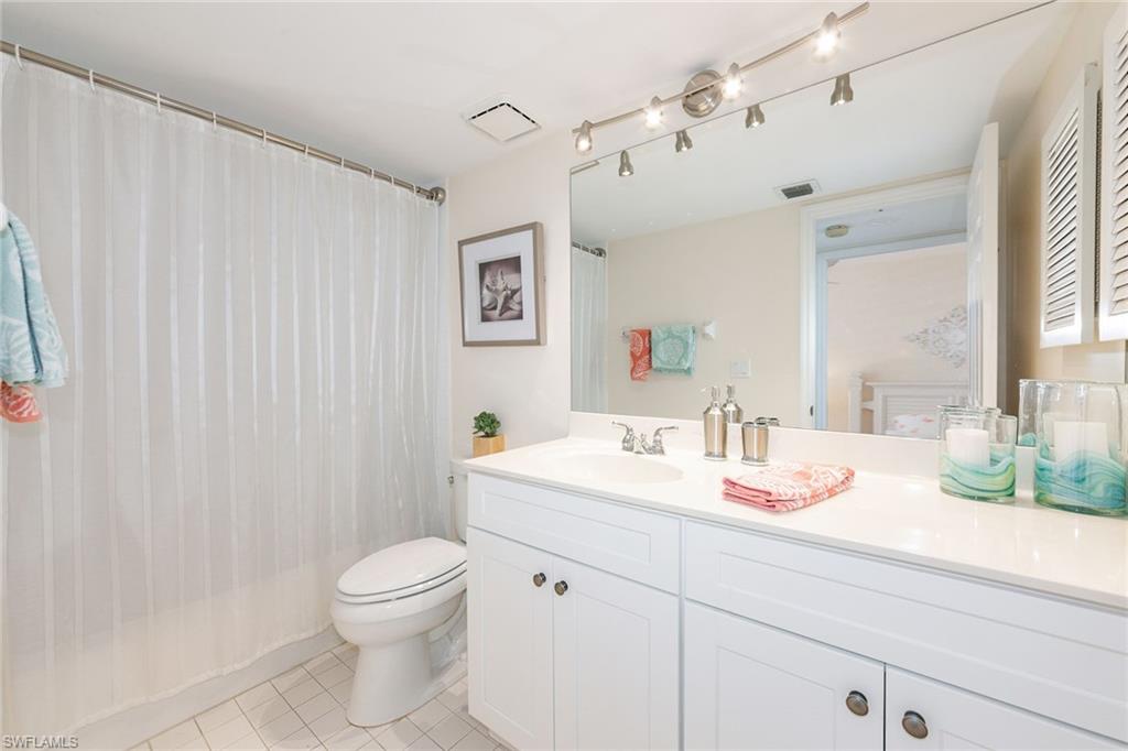 2nd Bathroom
