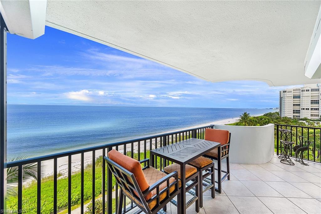 Wrap-around Balcony