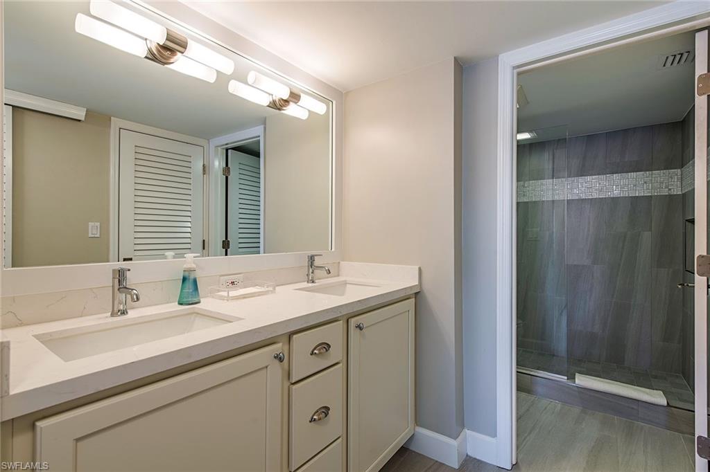 4155 Crayton RD 203 photo 9