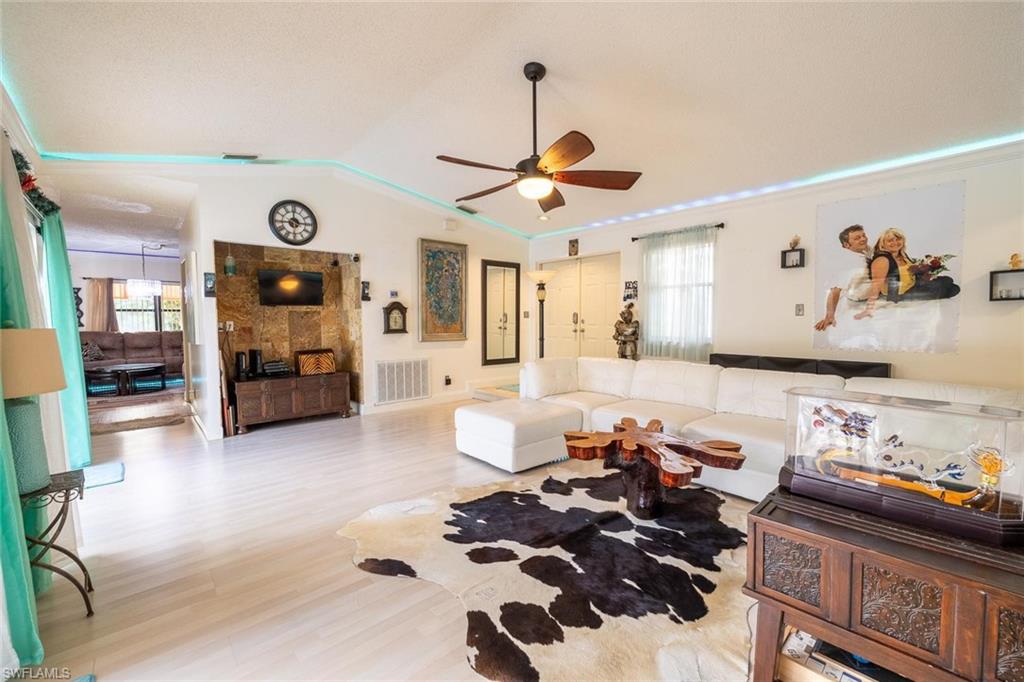 9697 Galley CT photo 16