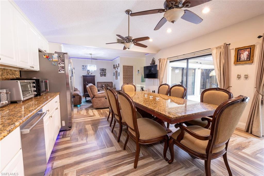 9697 Galley CT photo 31