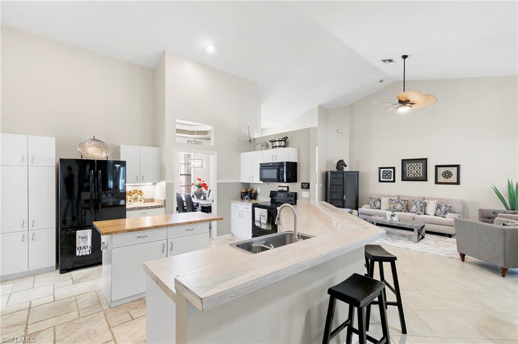 316 Lambton LN photo 13