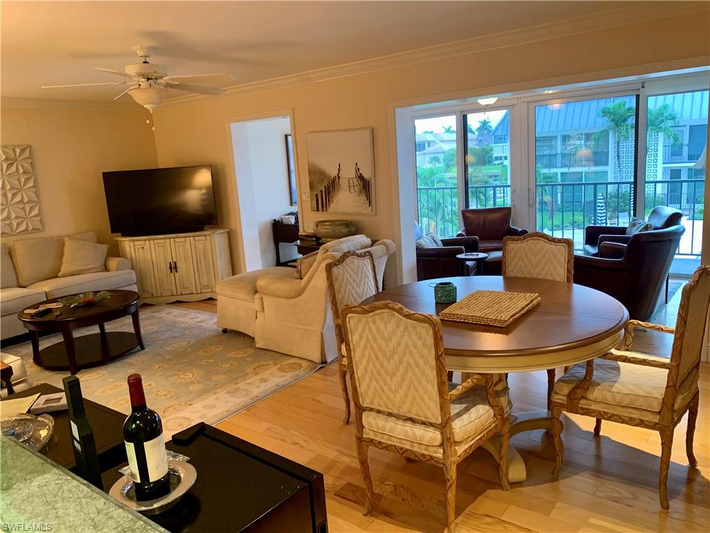 333 Harbour DR 211 photo 16