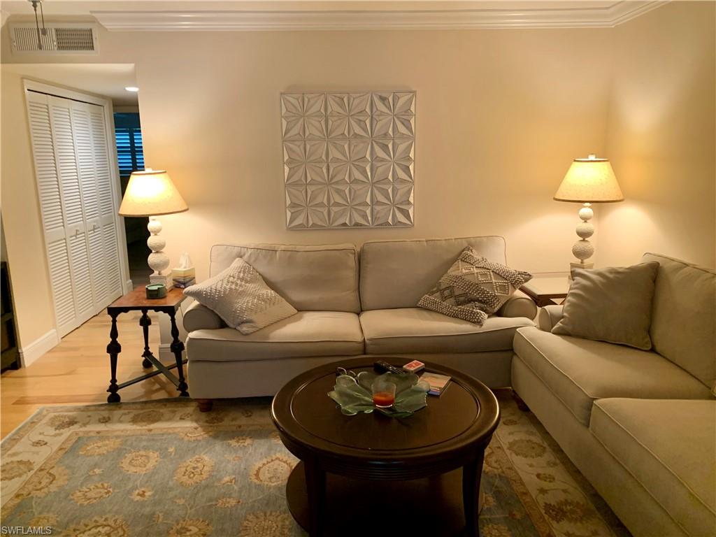 333 Harbour DR 211