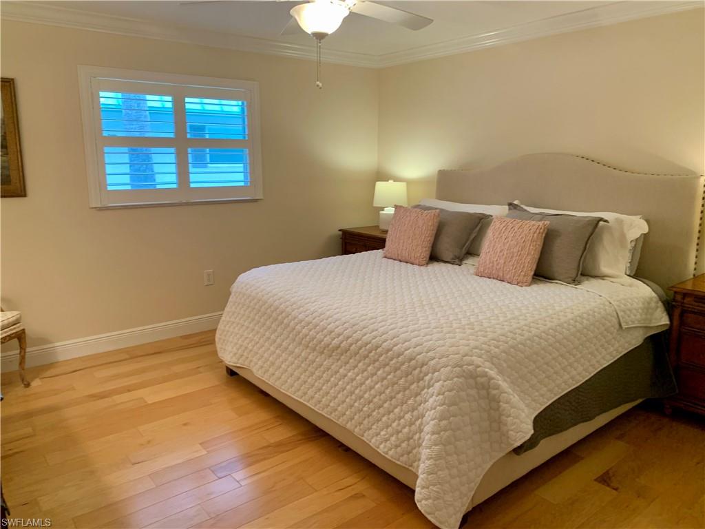 333 Harbour DR 211 photo 24