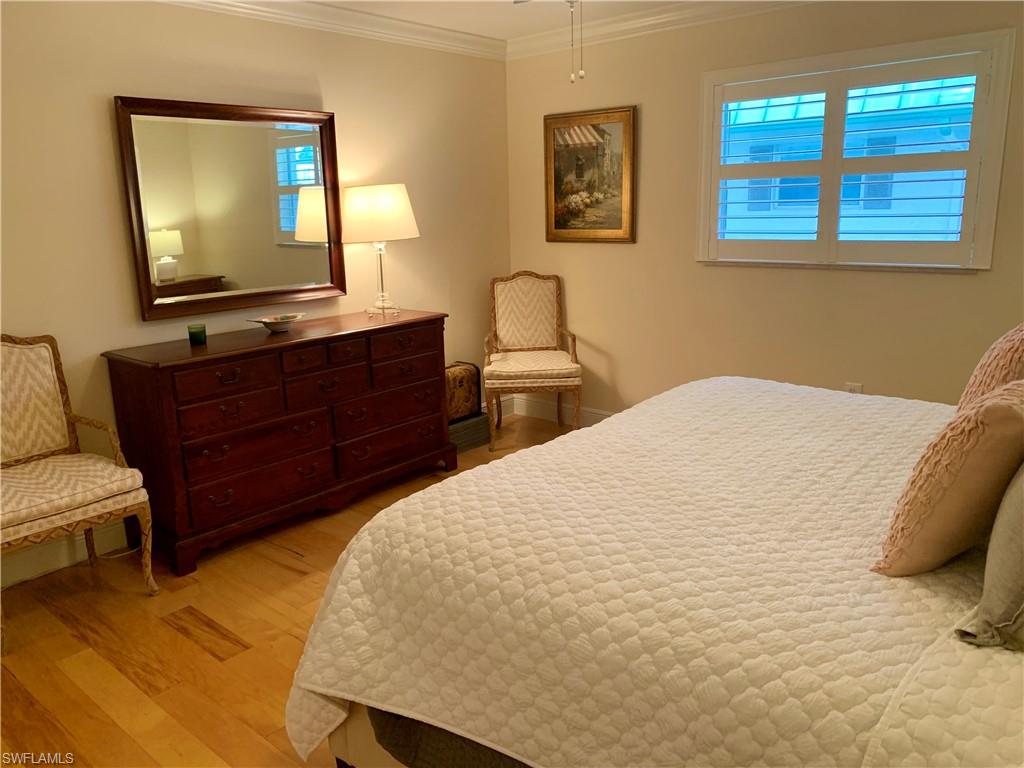 333 Harbour DR 211 photo 25