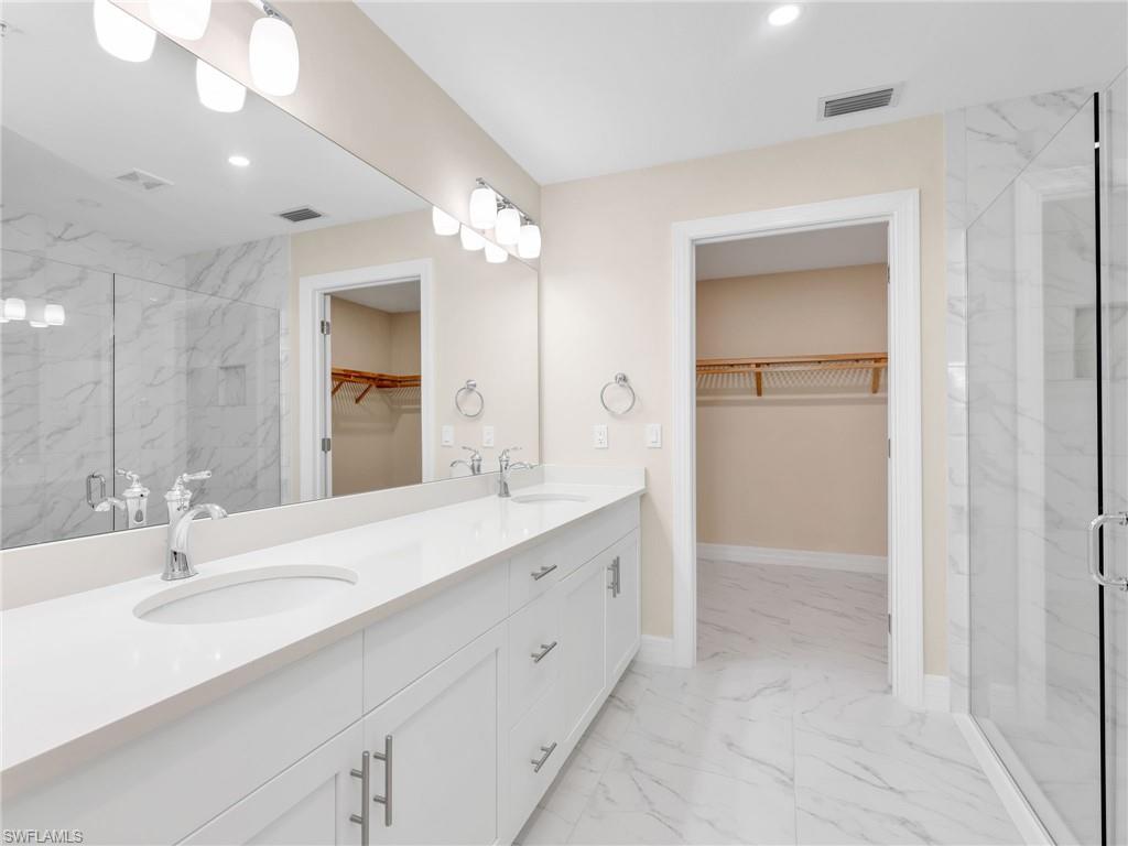 257 Indies Dr E 102 photo 26
