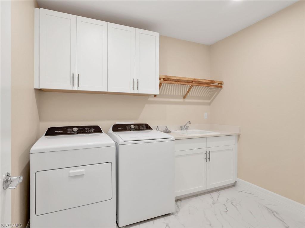 257 Indies Dr E 102 photo 33