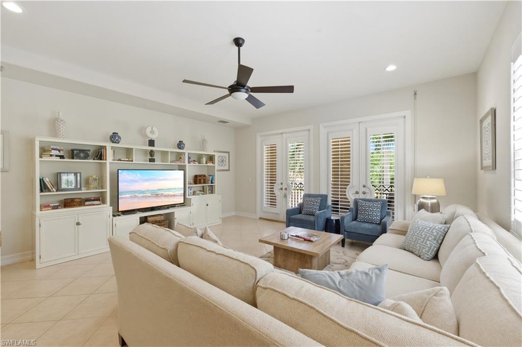 2859 Tiburon BLVD E 102 photo 26